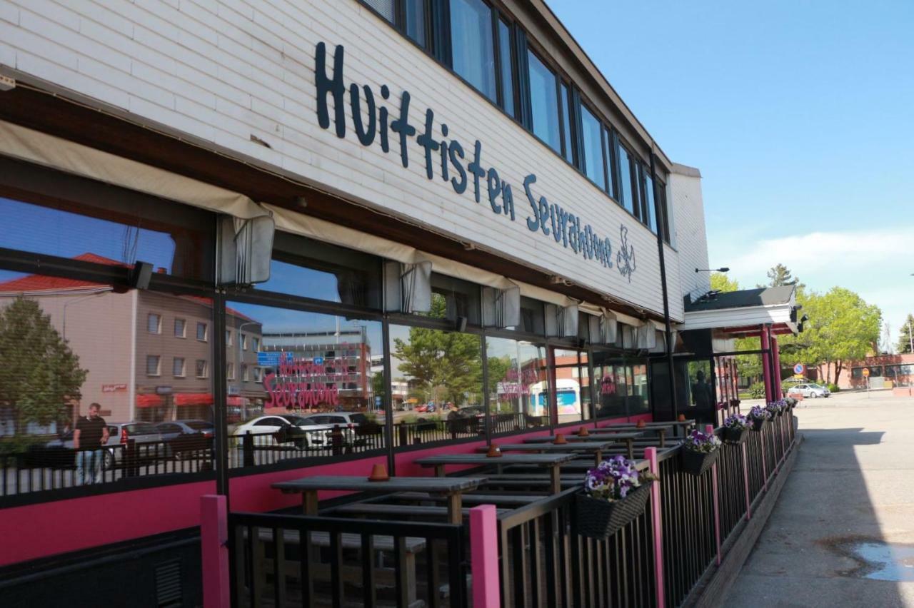 Huittisten Seurahuone Huittinen Exterior photo